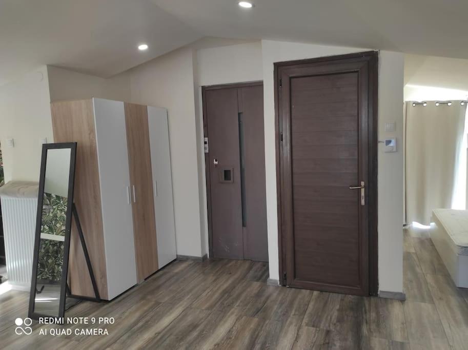 Σοφίτα Καλλύνω Apartamento Tessalónica Exterior foto